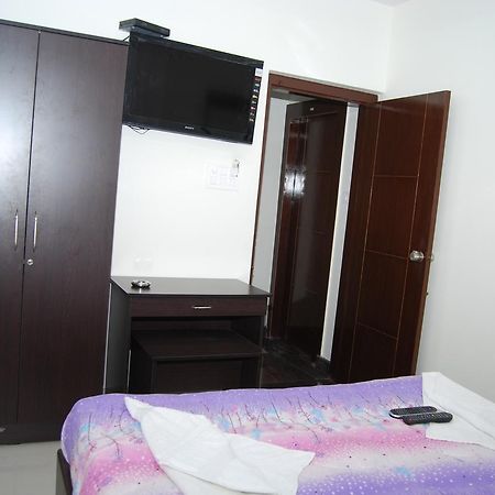 Pratham Residency Hotel Maiçor Exterior foto