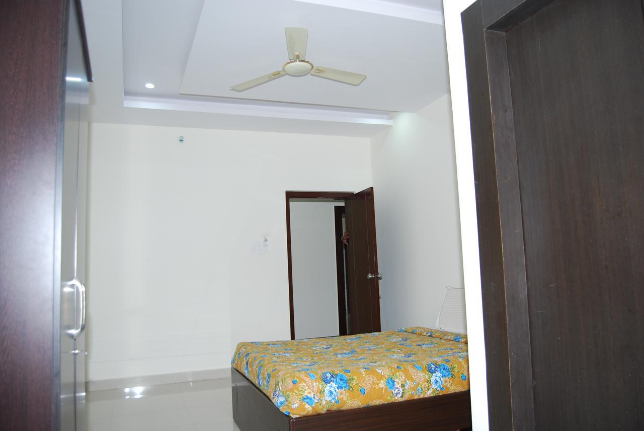 Pratham Residency Hotel Maiçor Exterior foto