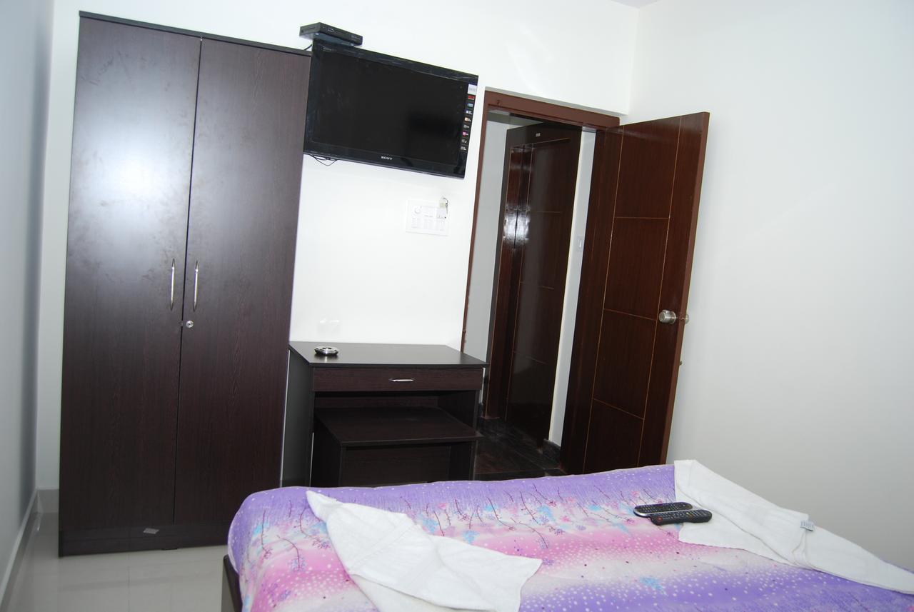 Pratham Residency Hotel Maiçor Exterior foto