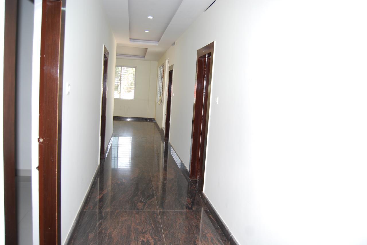Pratham Residency Hotel Maiçor Exterior foto